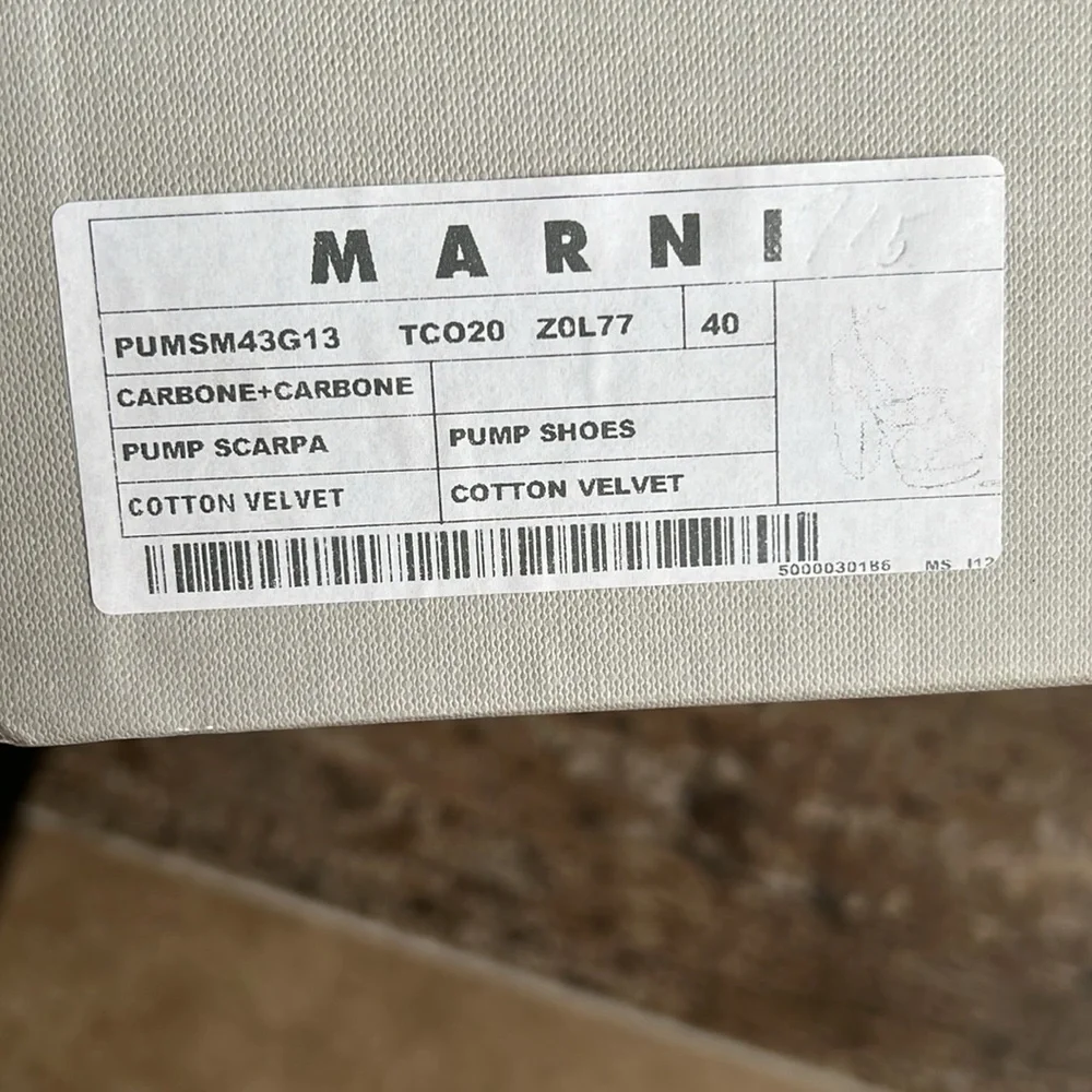 MARNI Vintage Platform Booties Pumps - Velvet with Leather Buckle size 40 - Picture 12 of 12